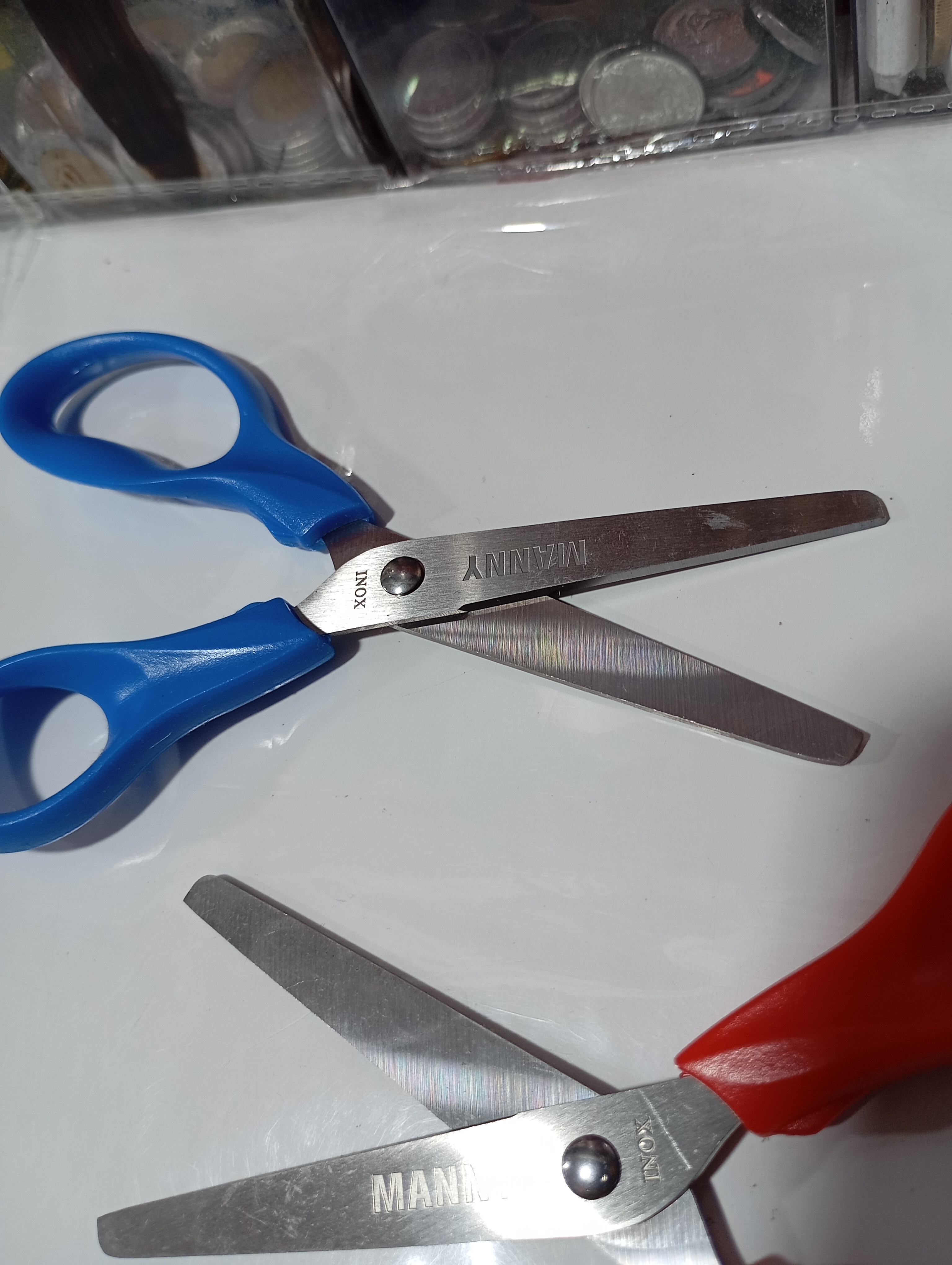 BOTE 30 TIJERAS ESCOLAR MANY MNS1139