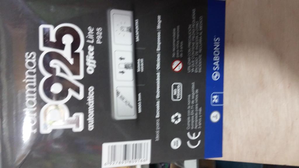 P925 CAJA 24 PORTAMINA LAPICERO METÁLICO EN 2 MM CON AFILADOR DE MINAS