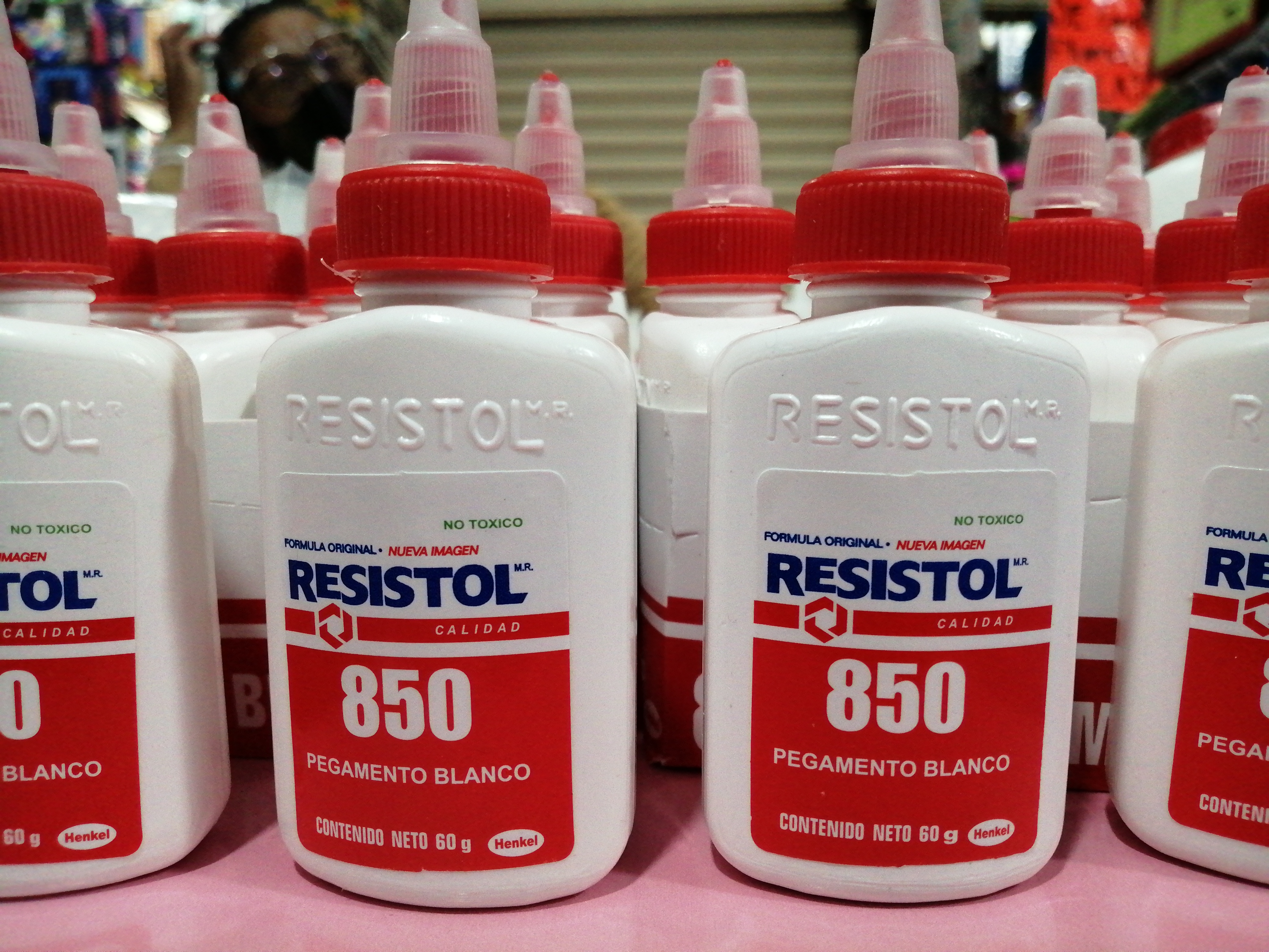 12 RESISTOL 850 DE 60 ML.