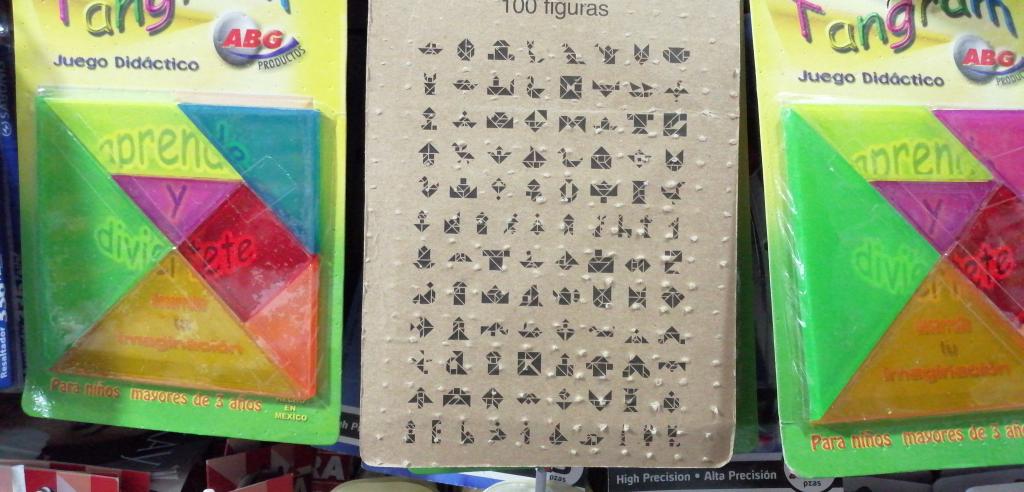 TANGRAM PLASTICO.