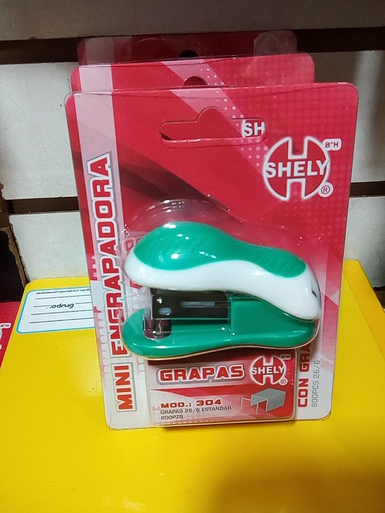MINI ENGRAPADORA CON 1000 GRAPAS MODELO 304 SHELY 40022