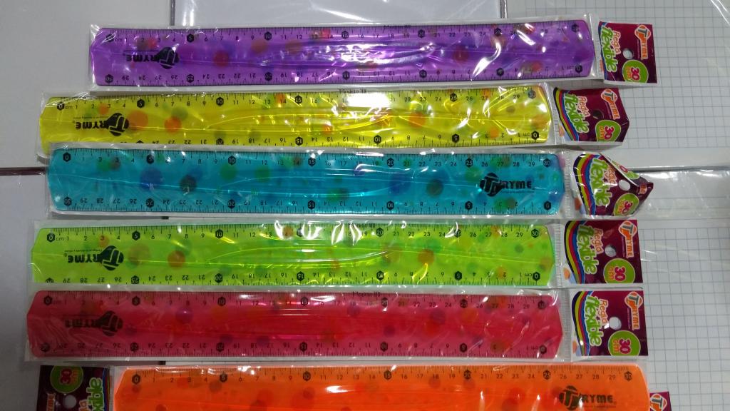 REGLA FLEXIBLE 30 CMS TRYME