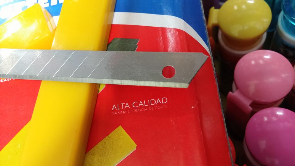 100 NAVAJAS PARA CUTER CHICO MANY