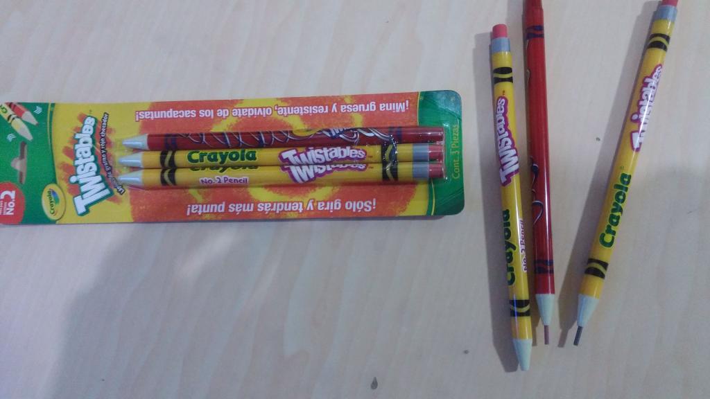 35024 JUEGO DE 3 PIEZAS 2 LAPIZ Y UN ROJO CARMIN GIRAALE