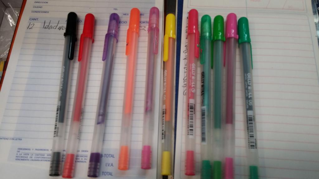 PLUMA GELY ROL ZAKURA.