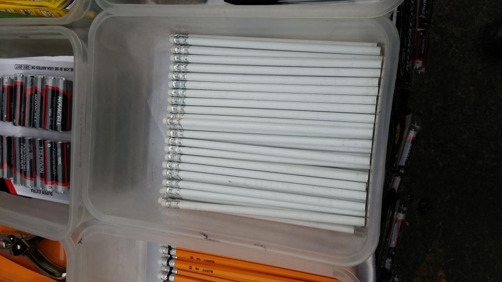 08001 CAJA 144 LAPIZ BLANCO REDONDO