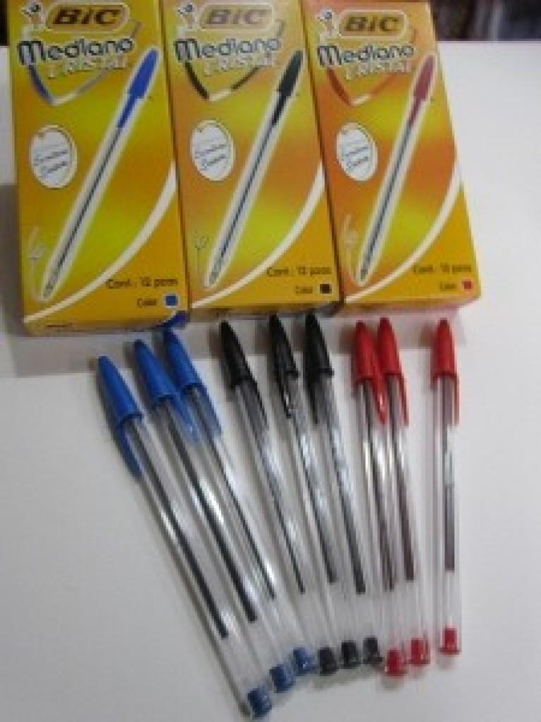 12 PLUMA BIC MEDIANO.
