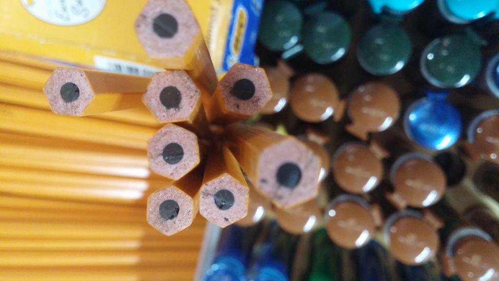 08002 CAJA 144 LAPIZ AMARILLO HEXAGONAL