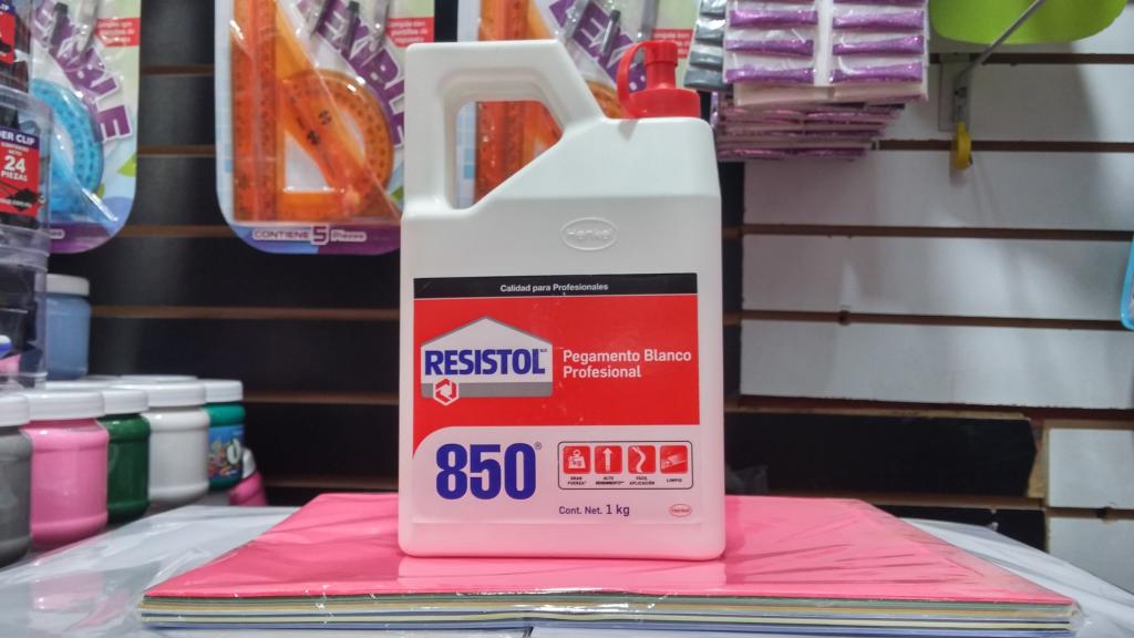 LITRO DE RESISTOL 850.