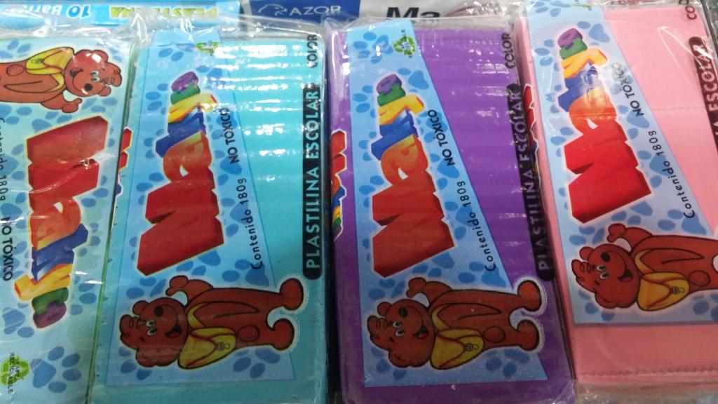 PLASTILINA DE BARRA MAKICO 16 COLORES DIFERENTES