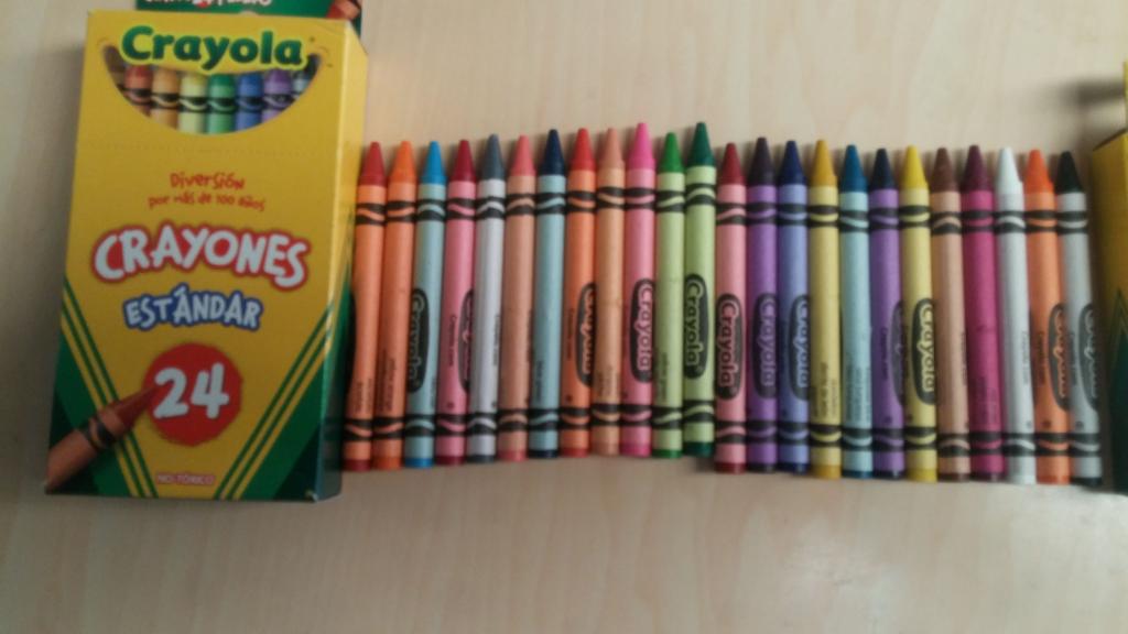 CRAYON ESTANDAR CON 24 CÓDIGO 35006 $40.00