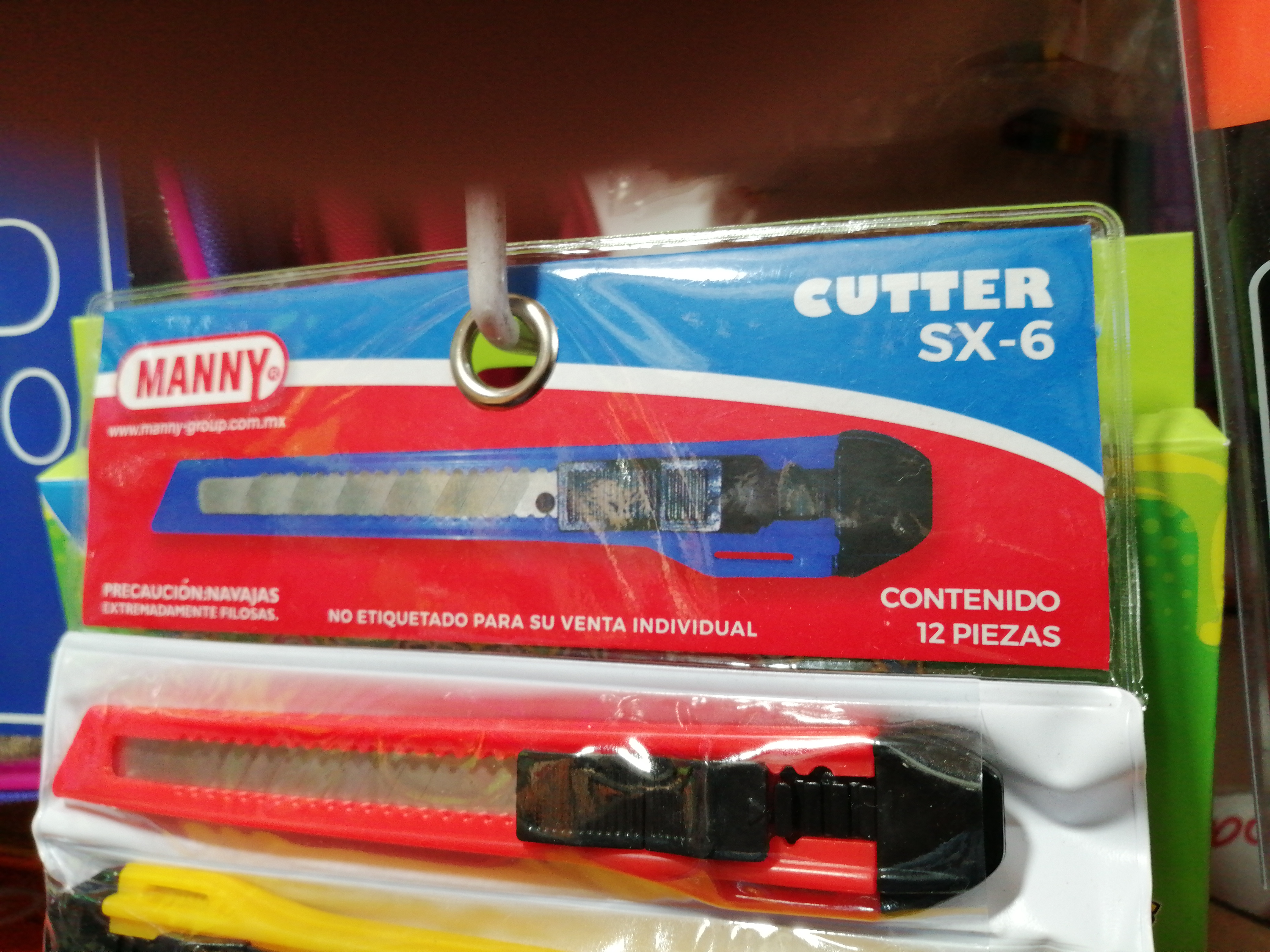 SX6 TIRA 12 CUTERCHICO SEMIAUTOMÁTICO USO RUDO MANY.