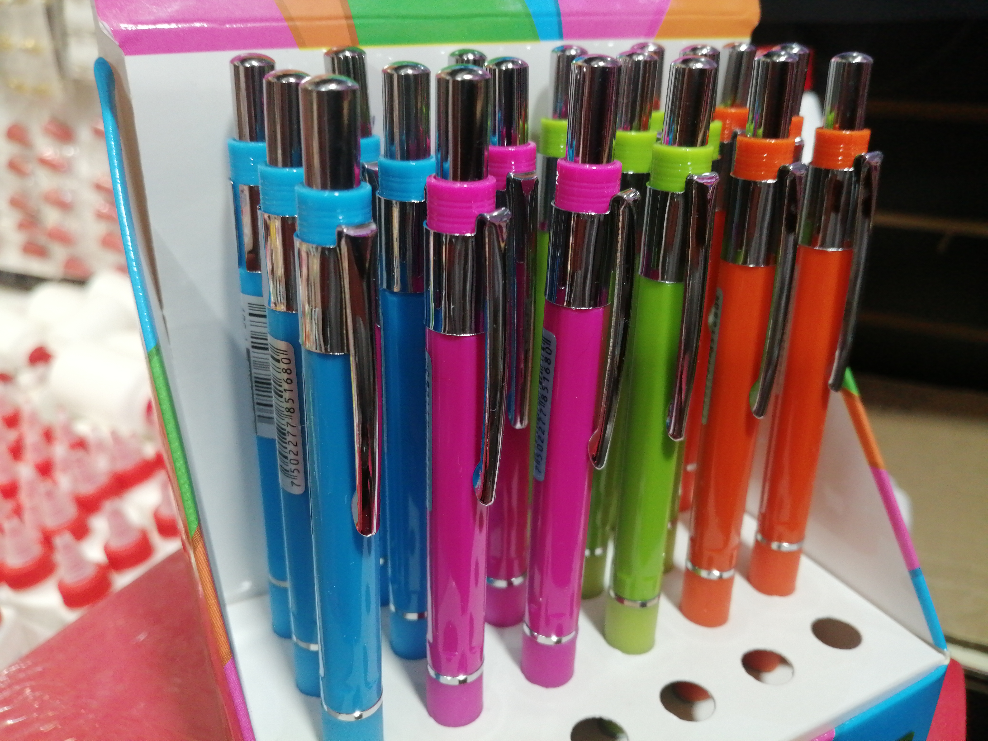 P309 CAJA 24 PORTAMINA LAPICERO EN 0.5 Y 0.7 MM