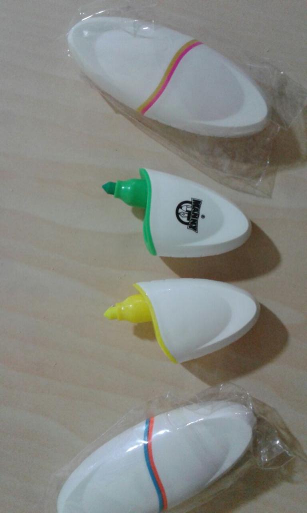 MINIMARCATEXTO DOBLE MANY BOTE CON 40 PIEZAS 26068 $400.