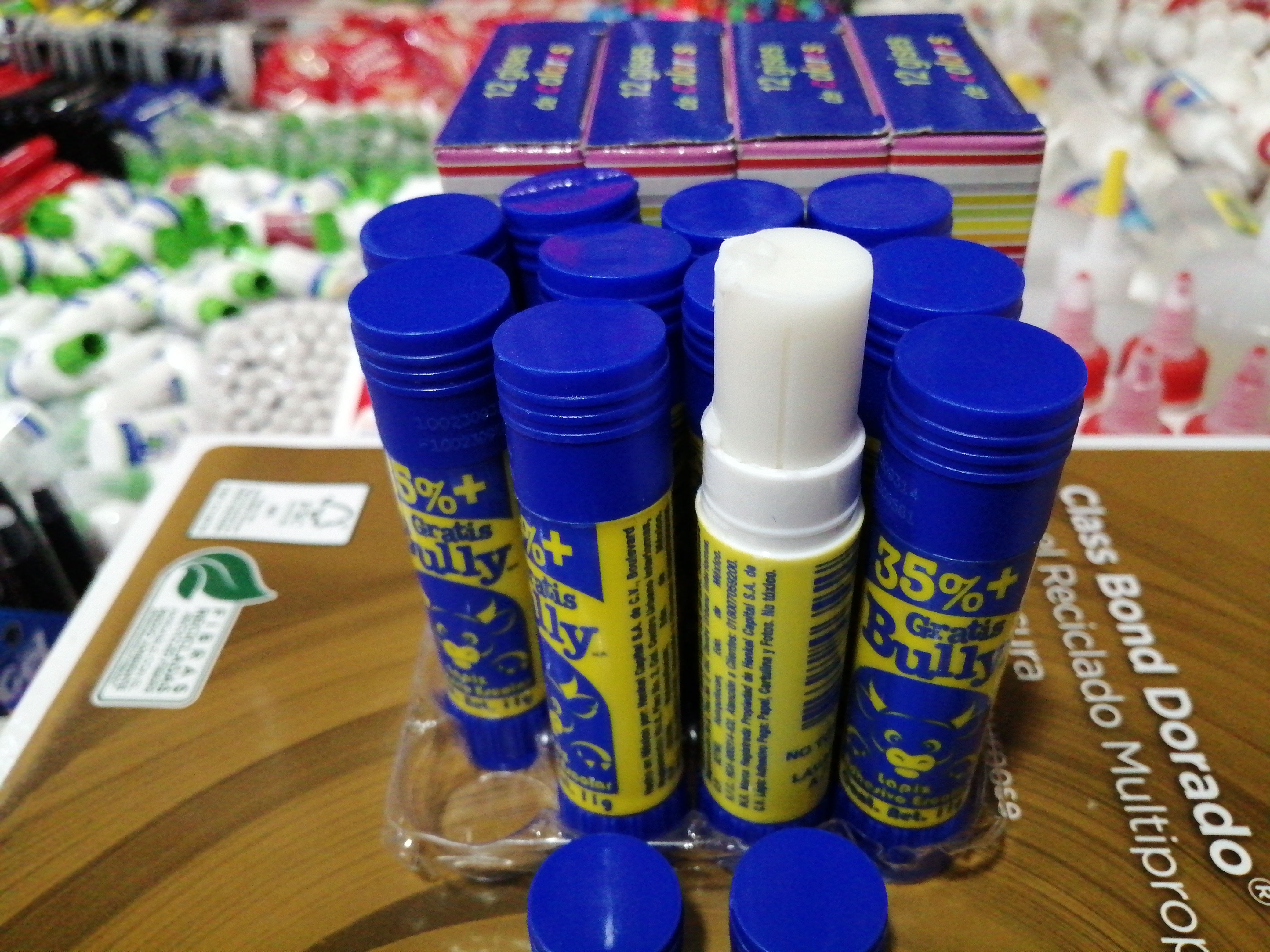 ADESIVOBULLY 11G 02037 $6.0