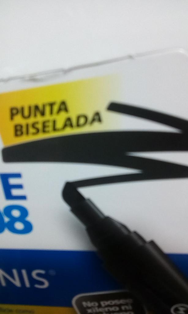 PU8008A MARCADOR PERMANENTE N. A. R. V. $72.00