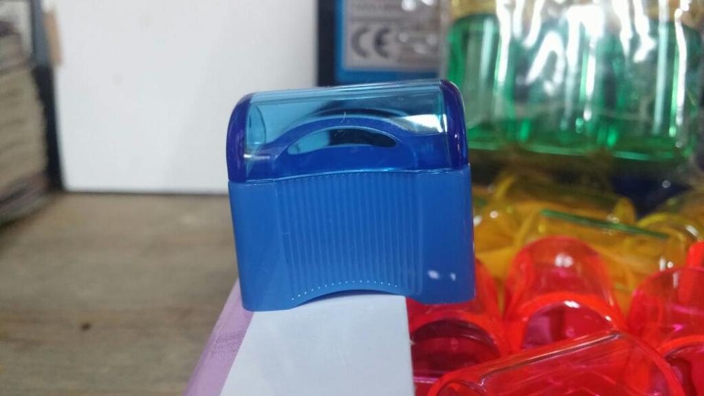 CAJA 72 SACAPUNTAS MINI BAUL MANY.