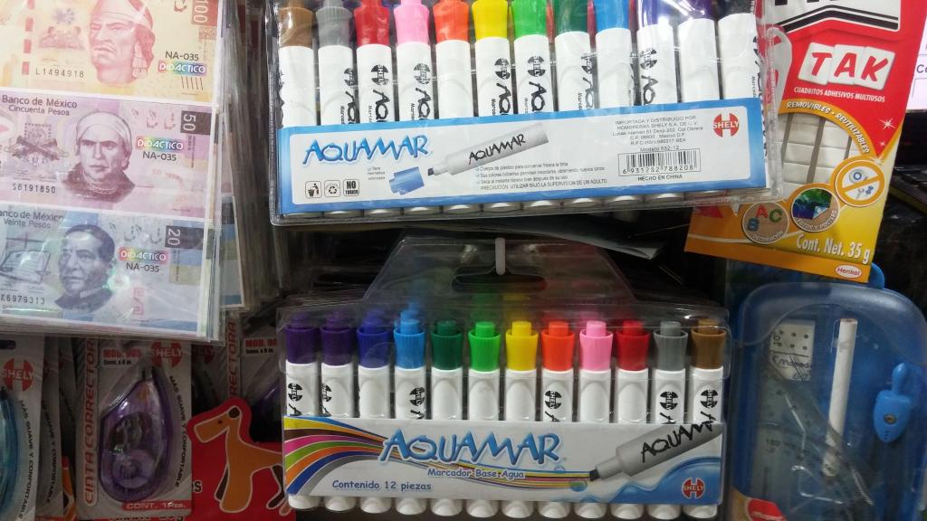 AQUAMAR DE AGUA SHELY SET CON 12 MARCADORES