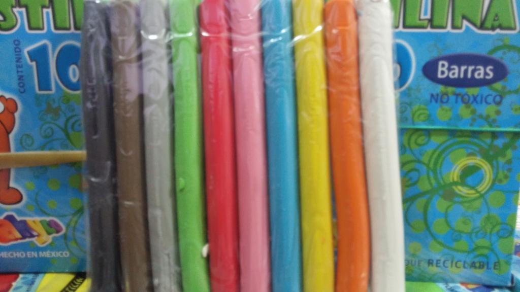 PLASTILINA CAJA CON 10 PIEZAS DE DIFERENTES COLORES MAKYCO