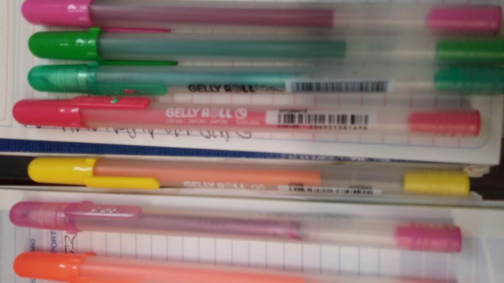 PLUMA GELY ROL ZAKURA.