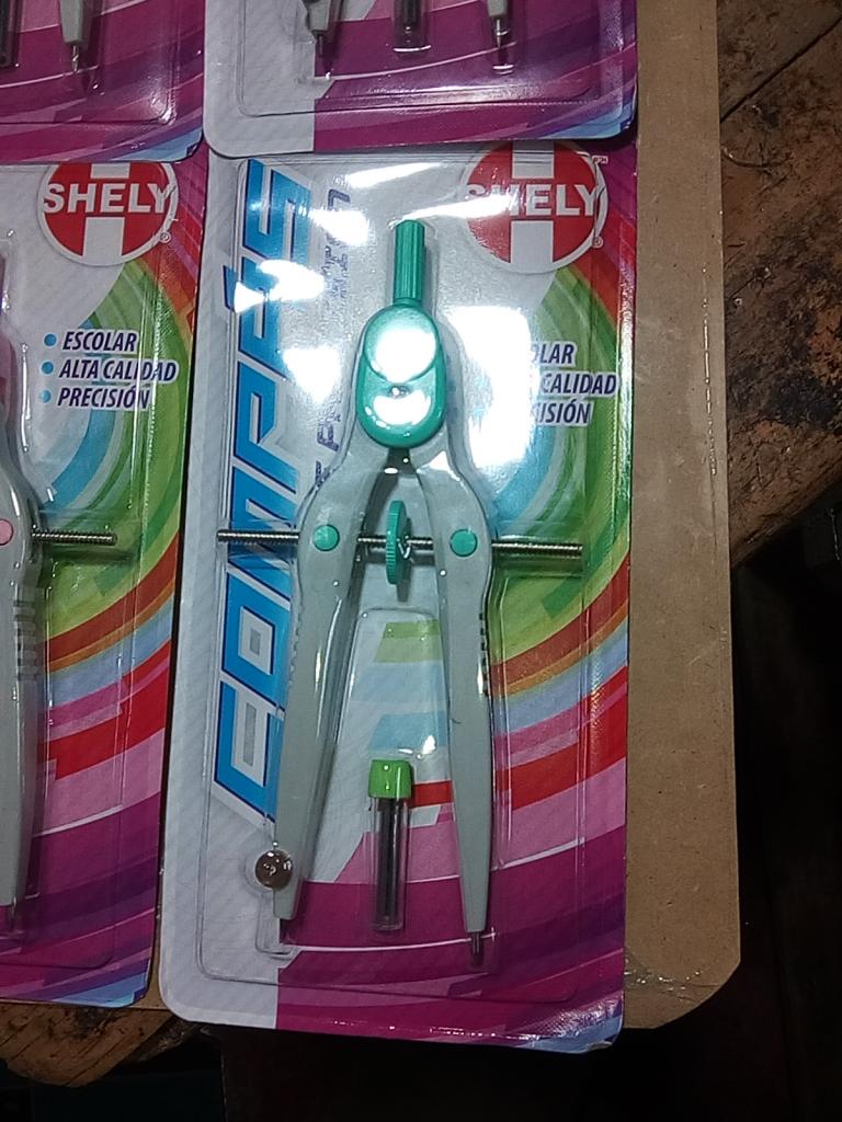 1300211COMPAS SHELY 40099 $19.00